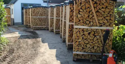 Brandhout en Houtpellets Brandhout en Houtpellets